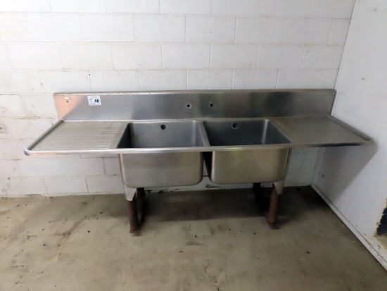 Commercial Stainless Steel Deep Tub Sink with Side Dry Racks.