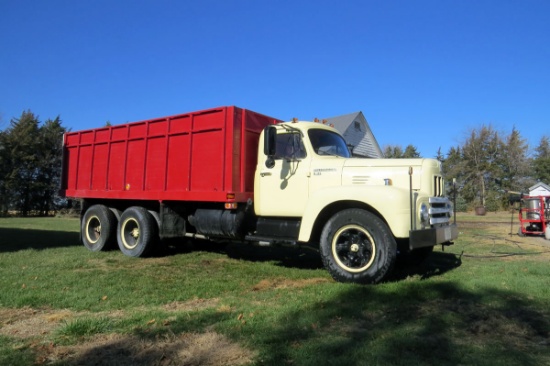 1964 IHC Model R-185 Series Tandem Axle Conventional Grain Truck, SN# FD56036F, 450 6-Cylinder Gas E