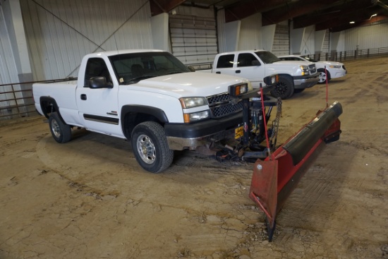 2005 Chevrolet Model 2500 HD  Diesel 4 x 4 Pickup, VIN #1GCHK24285E305048, Duramax Turbo Diesel Engi