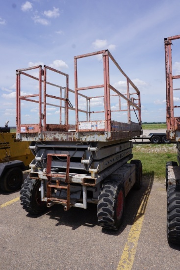 1998 Skyjack Scissor Lift