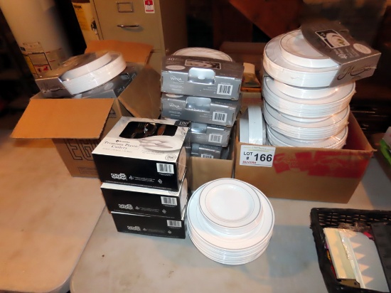 Large Selection of Plastic Decorative Plates: (17) Boxes of (40) Pieces, (3
