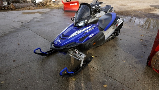 2004 Yamaha RX-1 Snowmobile