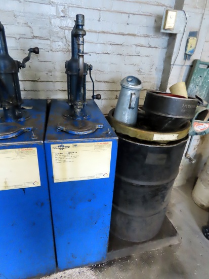 Wayne 55-Gallon Oil Drum with Pump