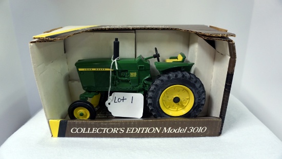 John Deere 3010 Toy Tractor