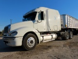 2016 Freightliner Tandem Axle Columbia