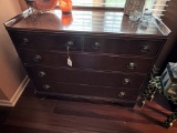 Dresser & Chest of Drawers
