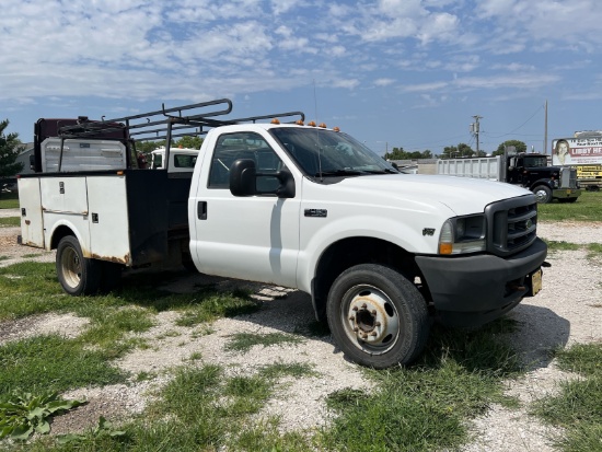 2004 Ford F-450 XL Super Duty 1-Ton Dually Service Truck