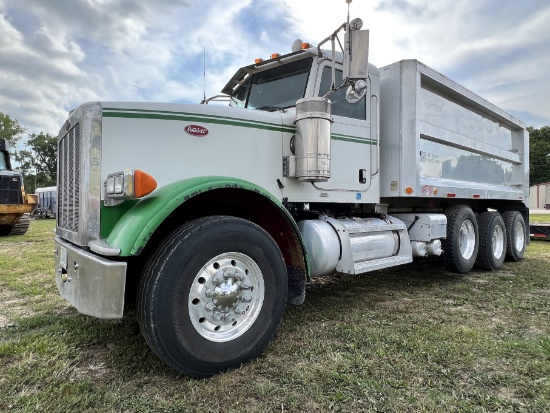 2008 Peterbilt 367 Triple Axle Dump Truck