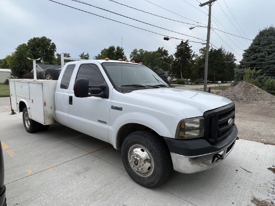 2006 Ford F-350XL Dually Service Truck