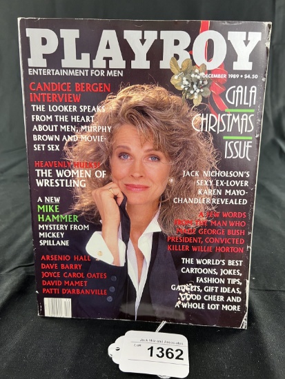 Playboy December 1989 - The Swimmers by Joyce Carol Oates & Ladies of Pro Wrestling (WWE)