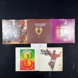 (24) Broadway / Musical ( Vinyl Records / Albums )