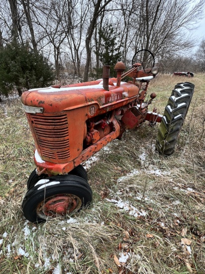 1947 IHC H Gas Tractor