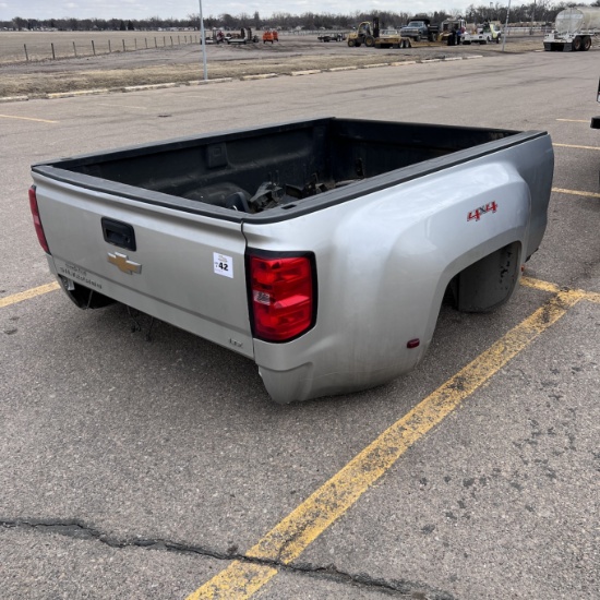 Silver Dually Pickup Box for 2016 Chevrolet