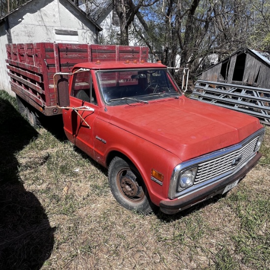 1972 Chevrolet Custom 30 Grain Trauck