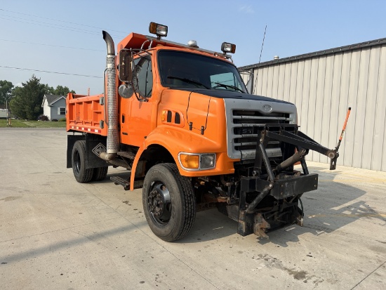2001 Sterling L7500 Single Axle Conventional Dump Truck