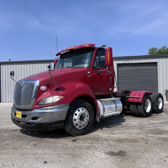 2010 International ProStar Conventional Day Cab Truck Tractor