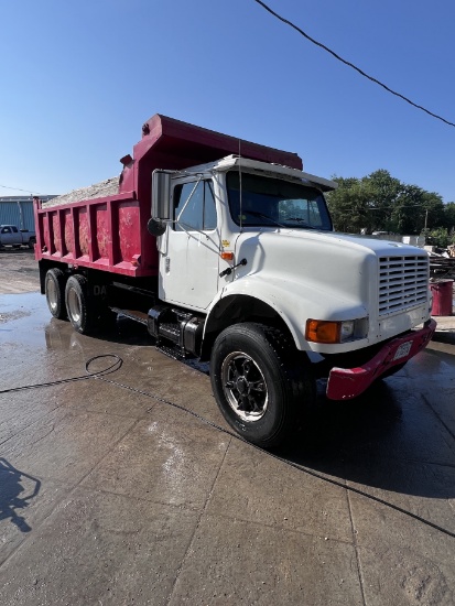 1990 International 4900 Tandem Axle Dump Truck