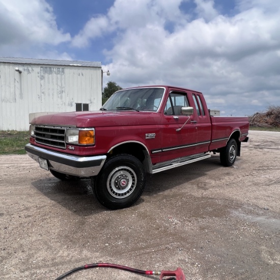 1989 Ford F250 XLT Lariat Extended Cab Pickup
