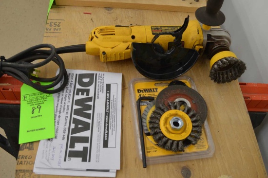 DeWalt 4.5" Grinder