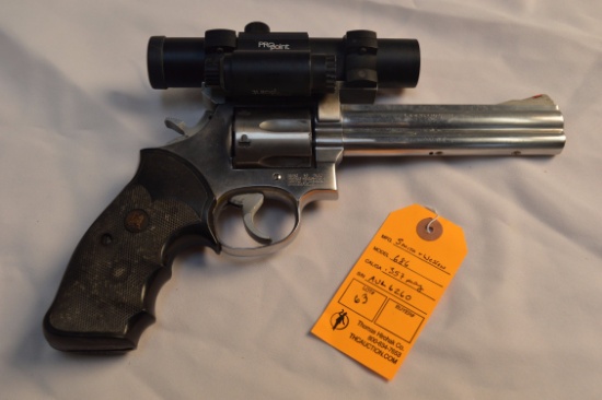 Smith & Wesson Model 686 Double Action Revolver