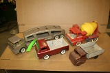 Lot: (4) Vintage Structo Toys