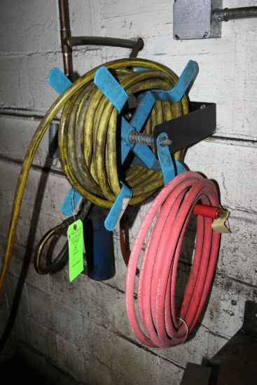 Wall-Mount Pneumatic Hose Reel w/ Spare Hose