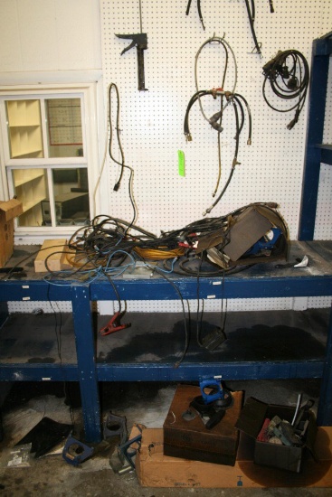 Lot: Misc. Electronics & Jumper Cables