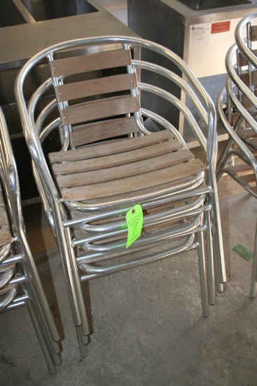 Lot: (4) Metal/Wood Chairs
