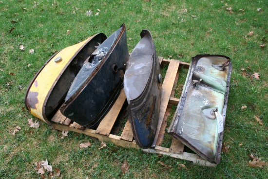 Lot: (4) Model A Gas Tanks