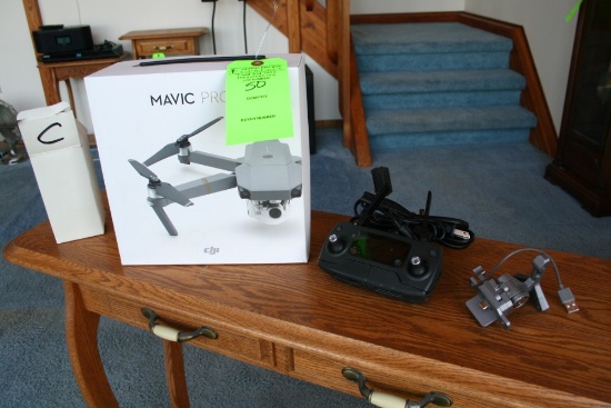 DJI Mavic Pro Quadcopter Drone w/ Remote Controller