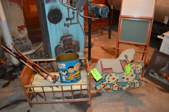 Lot: Children's Furniture