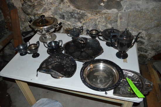 Lot: Silverplate Tea Set Servers