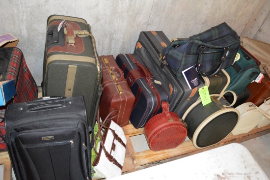 Lot: Asst. Vintage & Modern Luggage