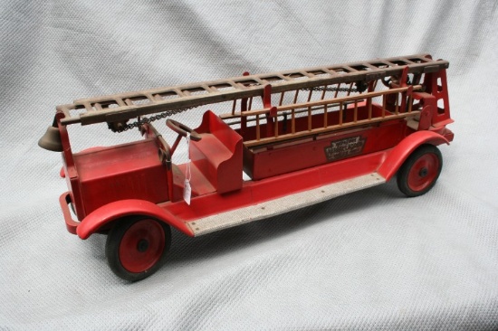 Keystone Mfg. Co. Hook & Ladder Fire Truck