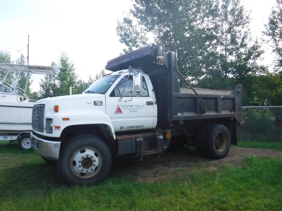 2002 GMC C2500 DUMP