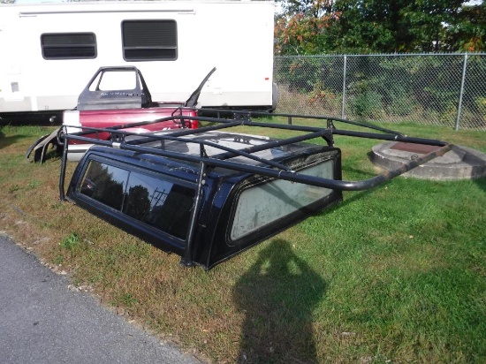 Ford F150 Cap w/bars