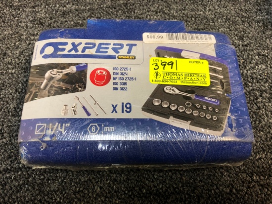 Expert by Stanley 1/4" 19-PC. Socket Set