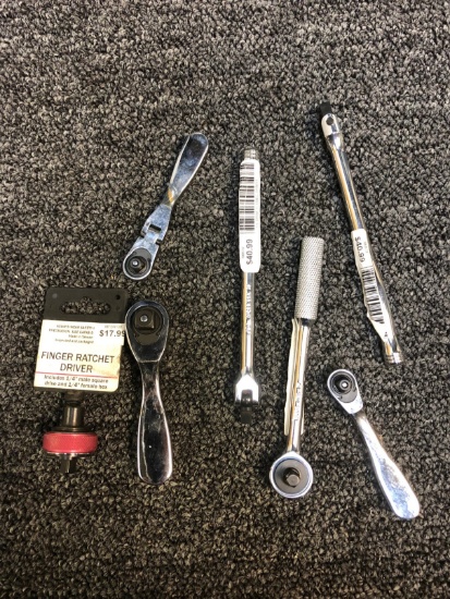 (6) MAC 1/4" Socket Drivers & (1) Finger Ratchet Driver