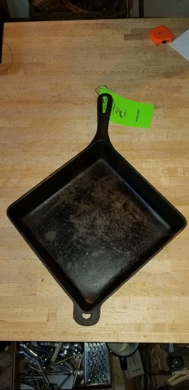 Griswold Cast Iron Square Utility Skillet