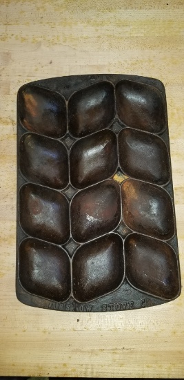 Barstow Stove Co. Cast Iron Muffin Pan