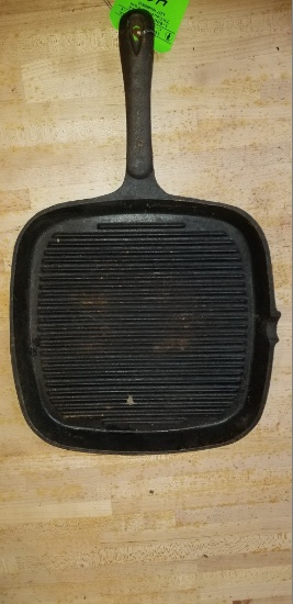 10.5" Square Cast Iron Grill Pan