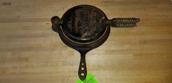 Victor # 8 Cast Iron Waffle Maker