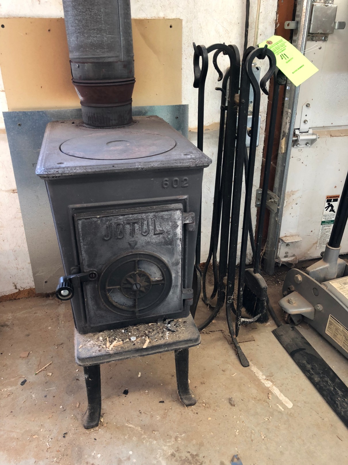 Jotul 602 Wood Stove | Proxibid
