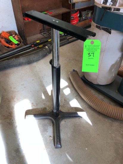 Adjustable Dead Man Stand