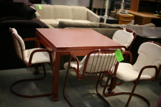 Modernist Fiberglass Dining Table w/ (4) Metal Chairs