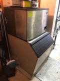 Manitowoc Ice Maker