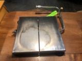 SS Lever-Action Cheese Slicer