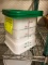 (1) Cambro Square Food Storage Containers