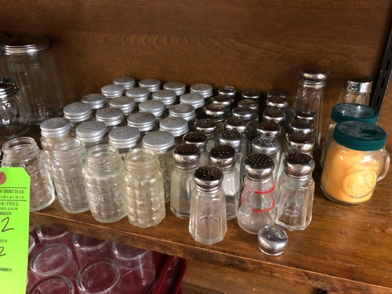 (52) Salt & Pepper Shakers