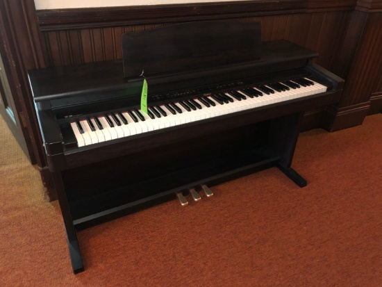 Roland HP330 Digital Piano